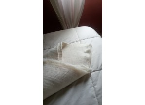 Ensemble Couette( 220x240 ) et Feutre de laine aiguilletée couleur Ecru non traitée (3m2) à utiliser en  sur-matelas