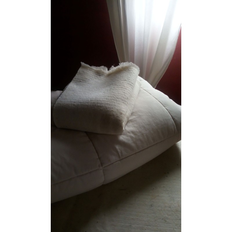 Ensemble Couette( 220x240 ) et Feutre de laine aiguilletée couleur Ecru non traitée (3m2) à utiliser en  sur-matelas