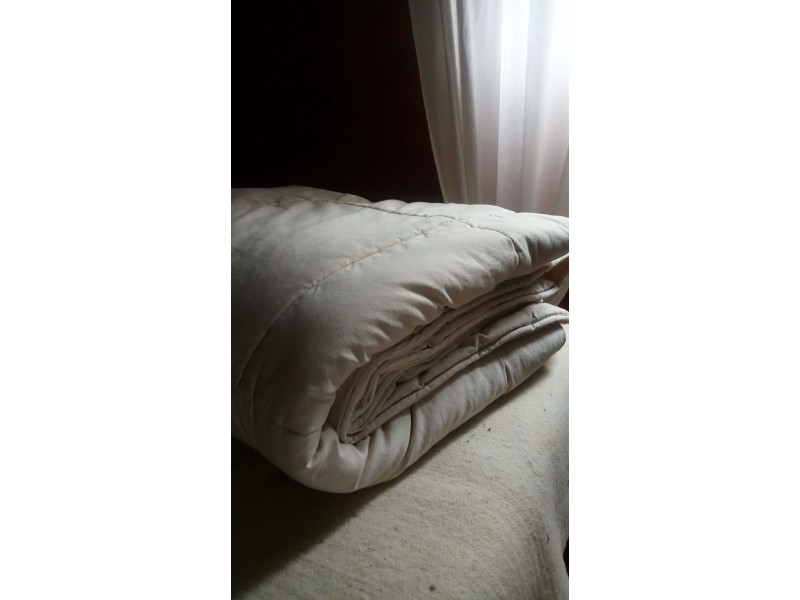 Couette pure laine et tissu coton bio - Disponible en 3 tailles