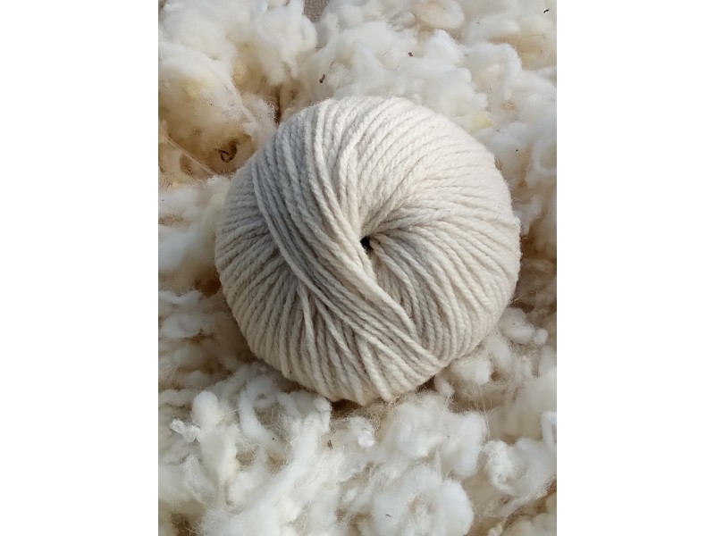 Laine pure Mérinos non teintée (teinte naturelle des toisons) - Ecru, beige, chiné ~~10 pelotes achetées la 11ème offerte